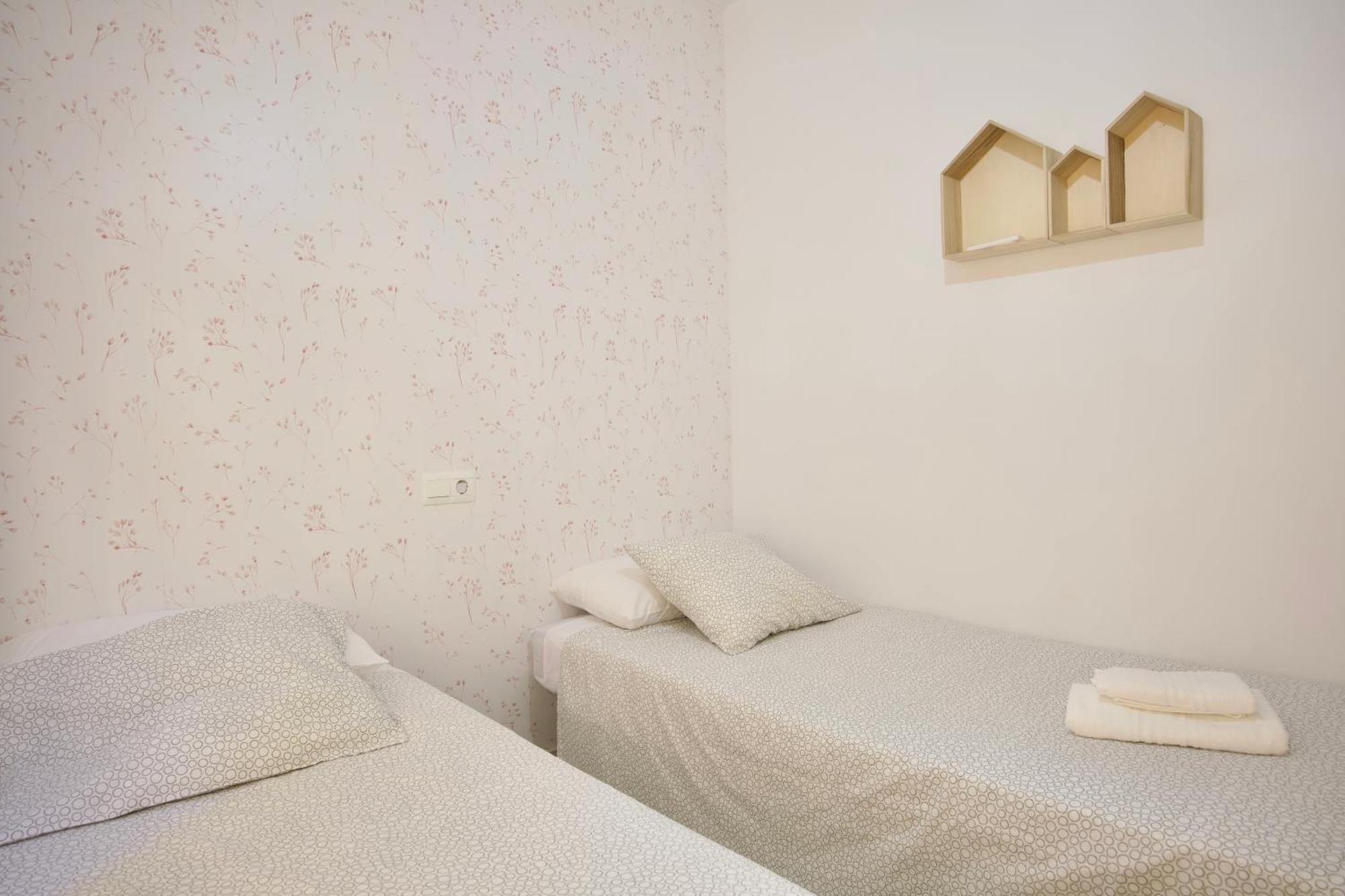 Bonito Apartamento Cerca De La Playa De Torrox Luaran gambar