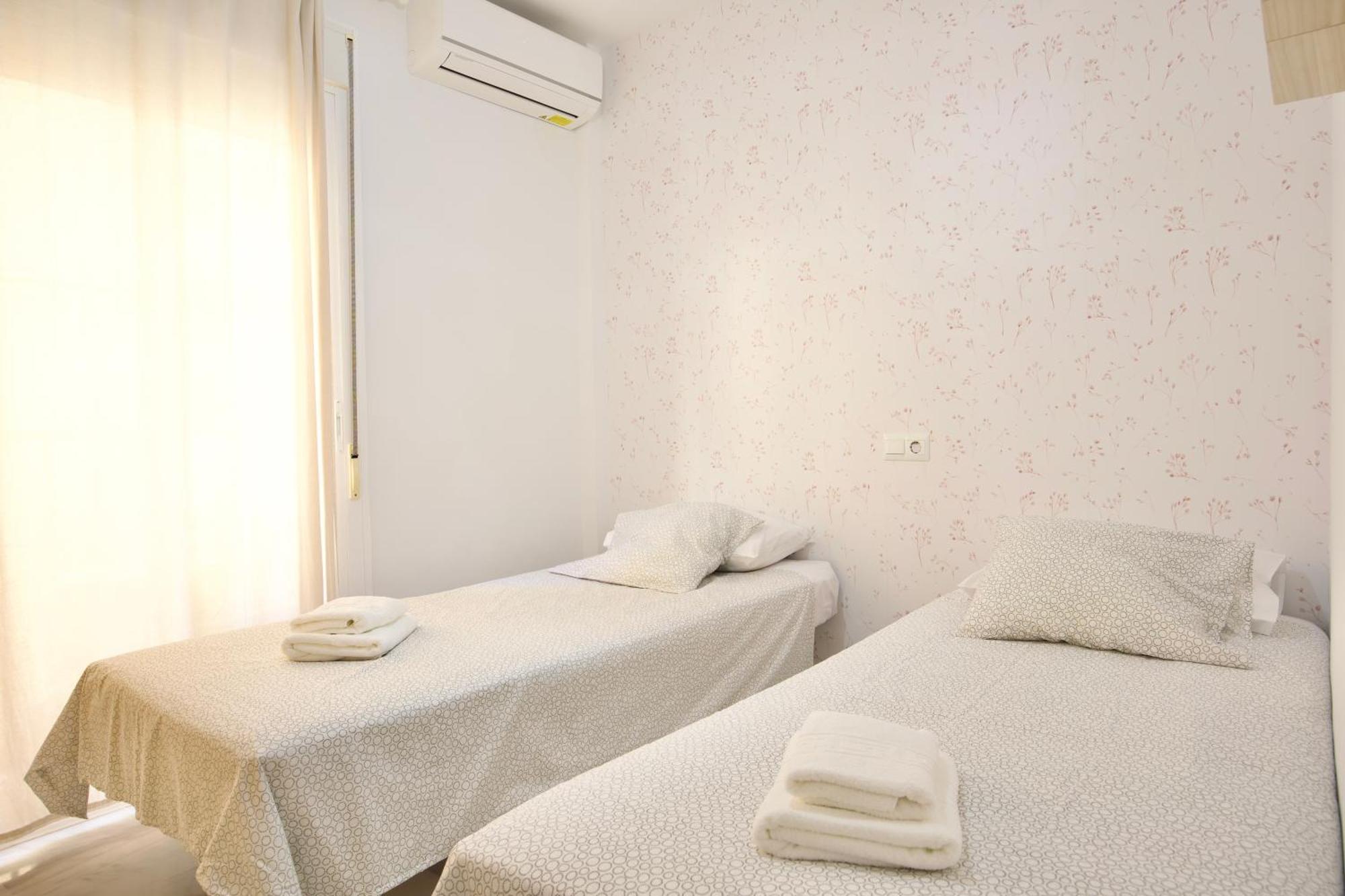 Bonito Apartamento Cerca De La Playa De Torrox Luaran gambar