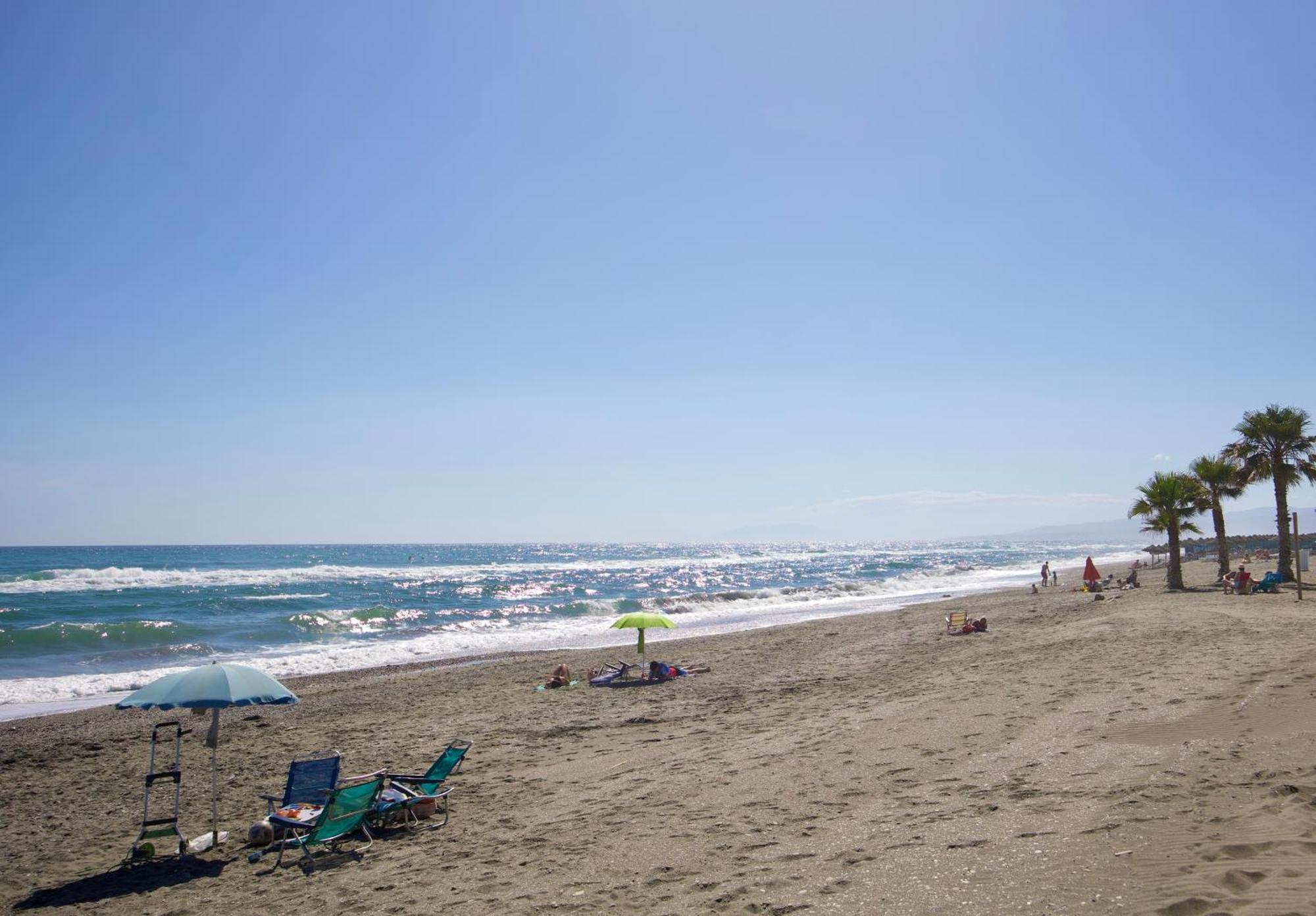 Bonito Apartamento Cerca De La Playa De Torrox Luaran gambar
